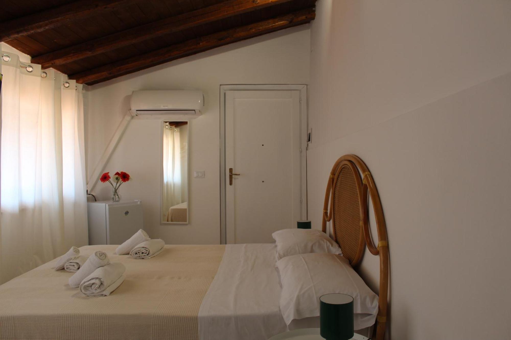 Terrasini 2000 Home Holidays Exterior photo
